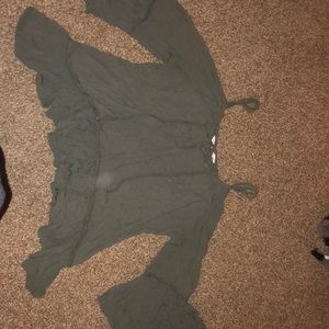 Off the shoulder cropped bell sleeve top